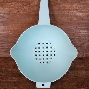 Vintage Tupperware Colander Strainer #1523-4  Seafoam Blue/Green